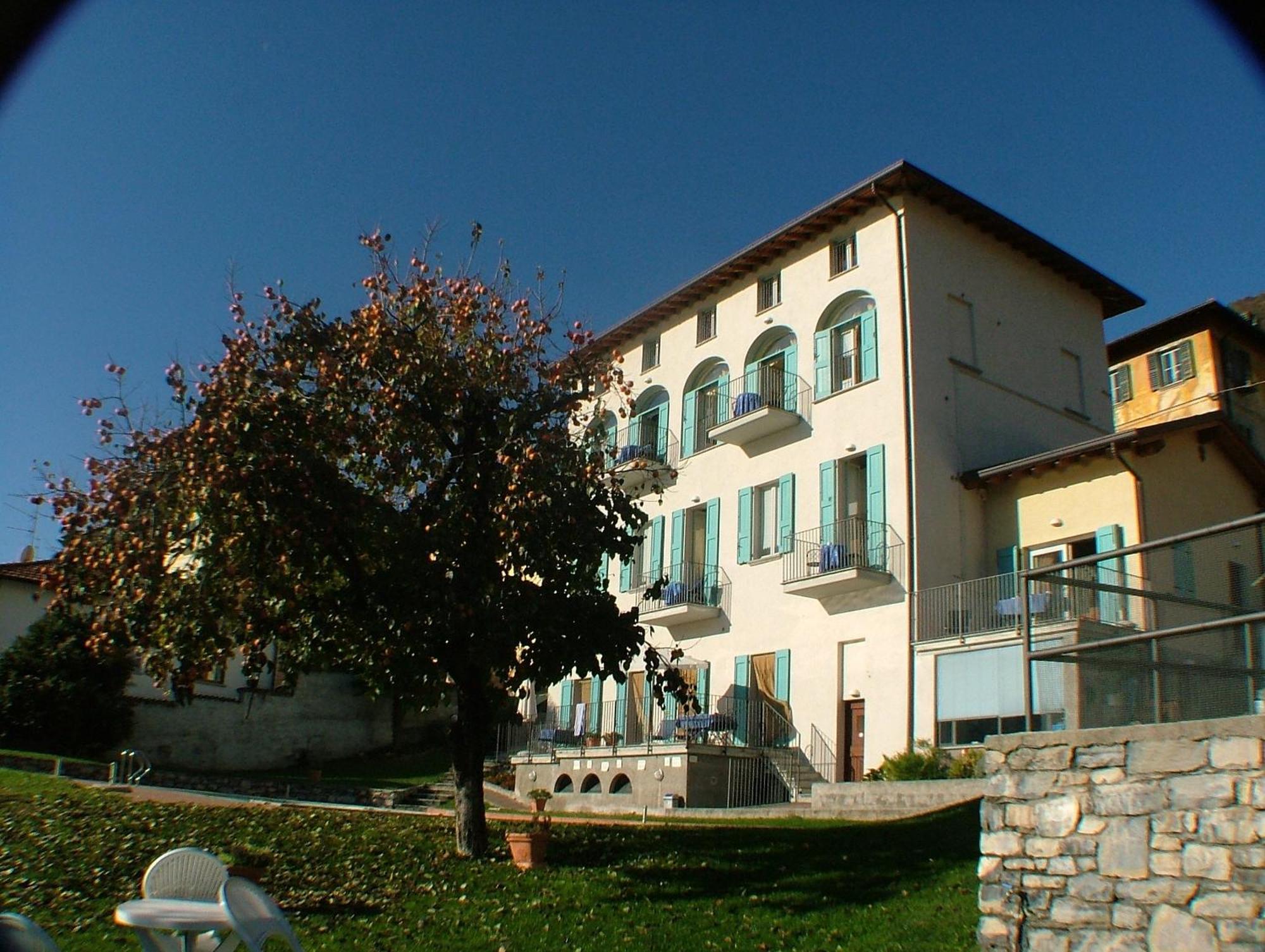 Residence Celeste Mezzegra Luaran gambar