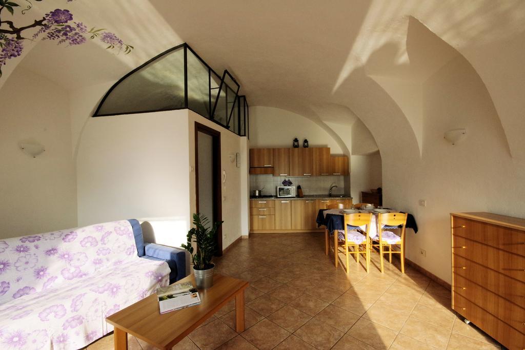 Residence Celeste Mezzegra Luaran gambar